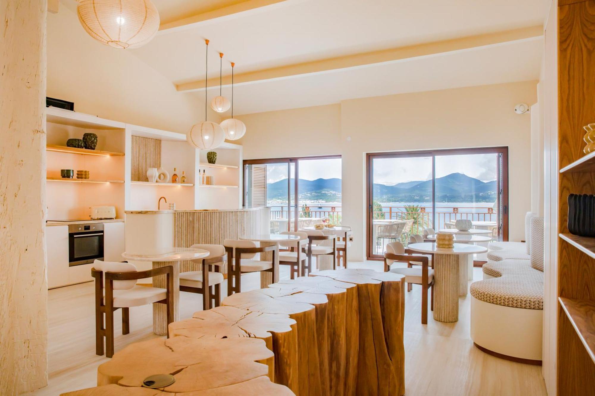 Tinah Saint-Tropez Hotel Exterior photo